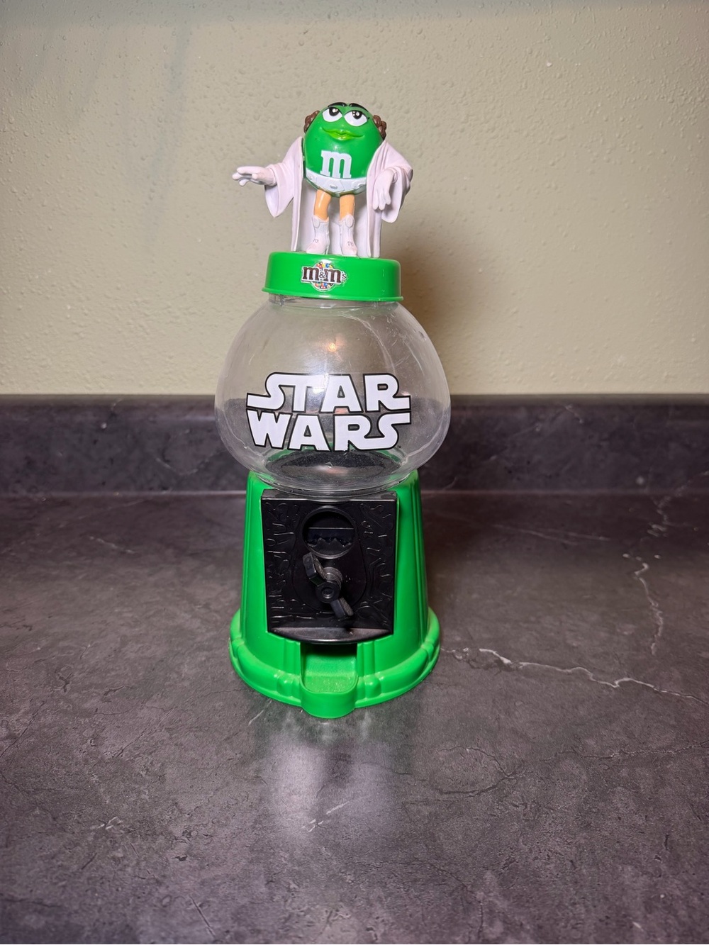 M&M's Star Wars Princess Leia Candy Dispenser